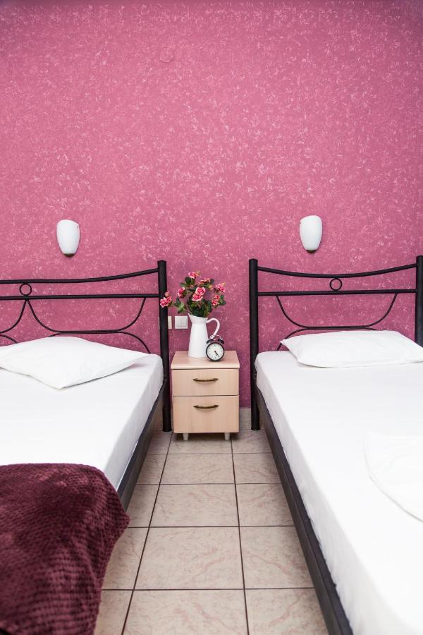 Studio Eftihia Aparthotel Paralía Eksteriør bilde