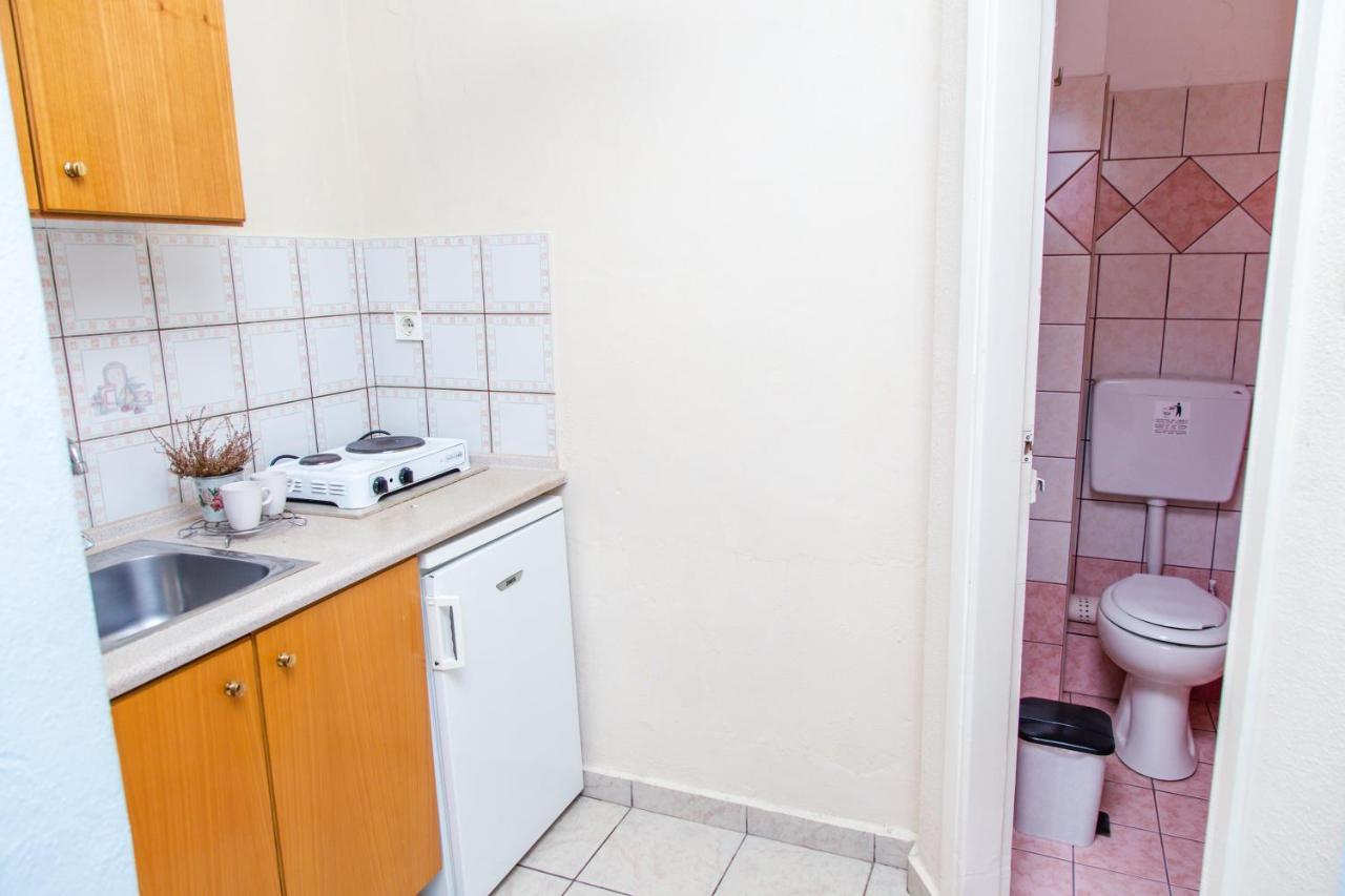 Studio Eftihia Aparthotel Paralía Eksteriør bilde