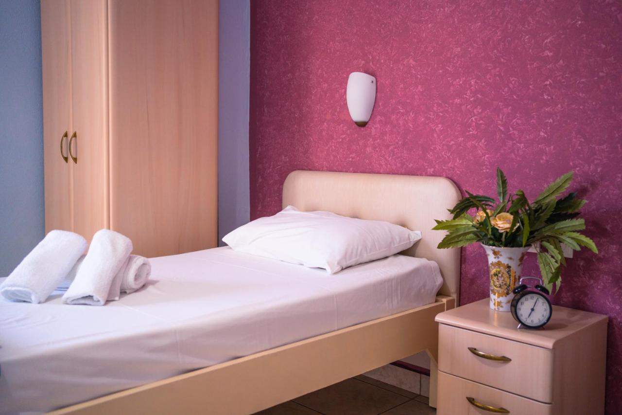 Studio Eftihia Aparthotel Paralía Eksteriør bilde